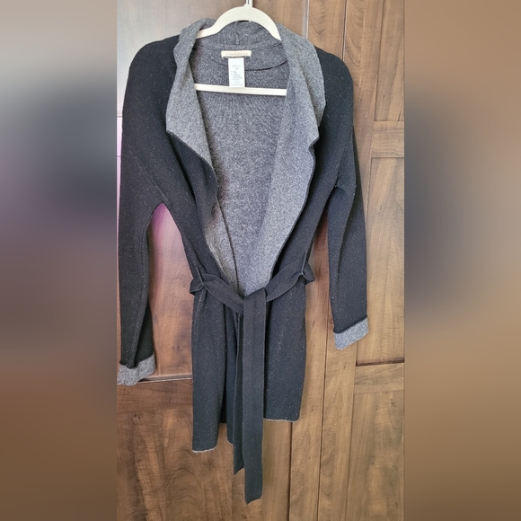 Cardigan - Picture 2 of 5